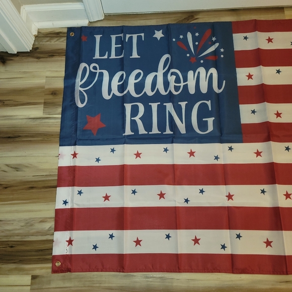 NWT Let Freedom Ring Outdoor Flag - Picture 2 of 7